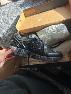 New Balance Low-Top Sneakers All Black
