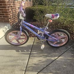 Girls 18 Inch Schwinn Bike