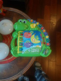 LeapFrog Dino's Delightful Day Book

