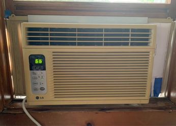 Window AC 8,000 BTU