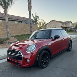 2015 MINI COOPER S