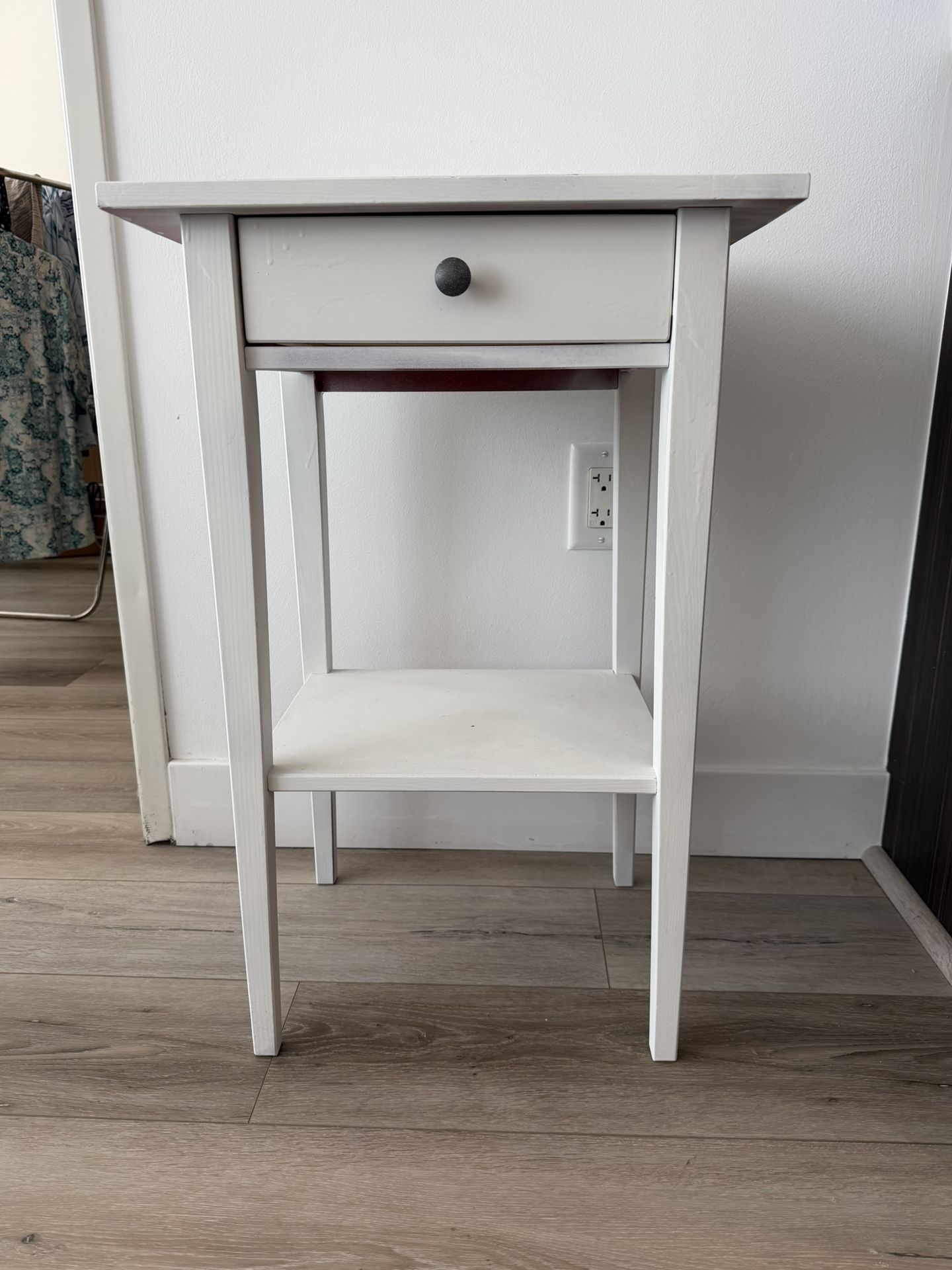 Night Stand/End Table