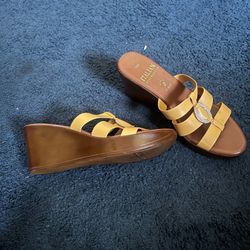 Women’s Slide Wedge heel Sandal Sz 10