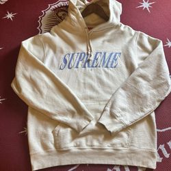 Size M - Supreme Crossover Hoodie 