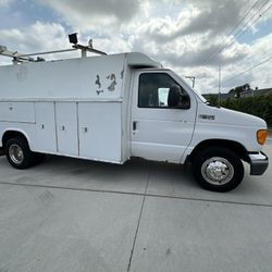 2004 Ford F450 Super Duty Cargo