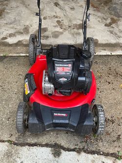 Lawnmower in good working condition $120