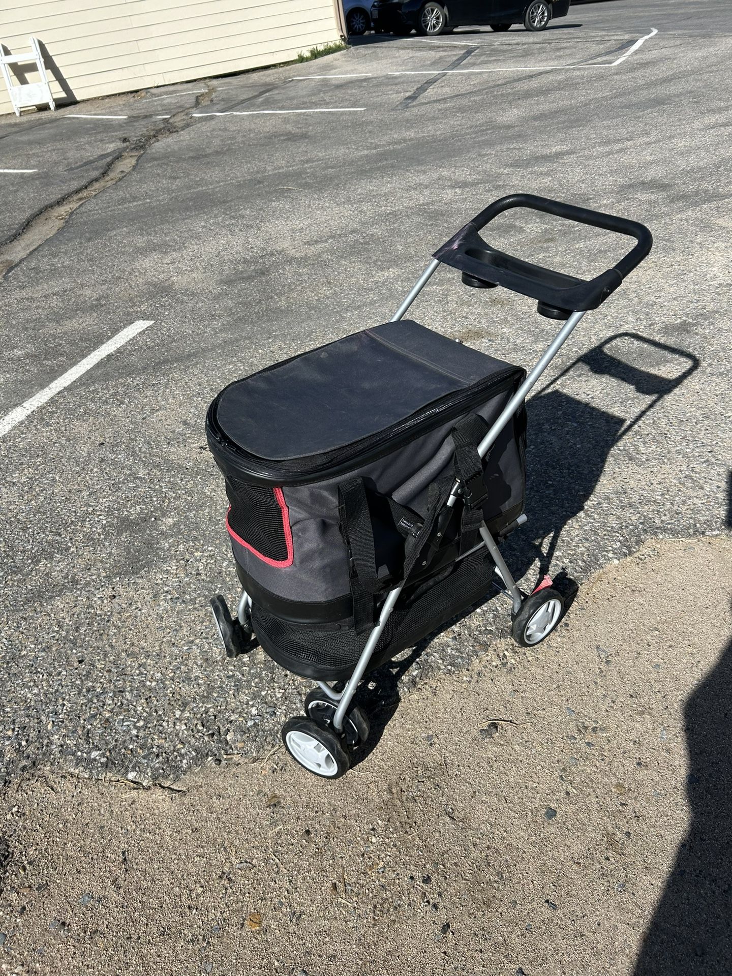 Dog stroller