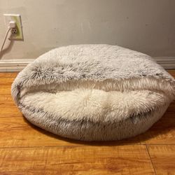 Dog & Cat Cave Bed 