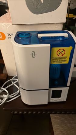 Ultra sonic cool mist humidifier