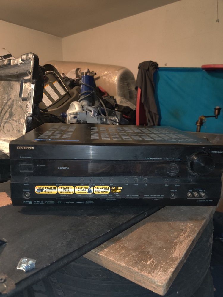ONKYO HDMI Receiver HT-R667