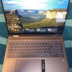 Lenovo Laptop (Touchscreen) 