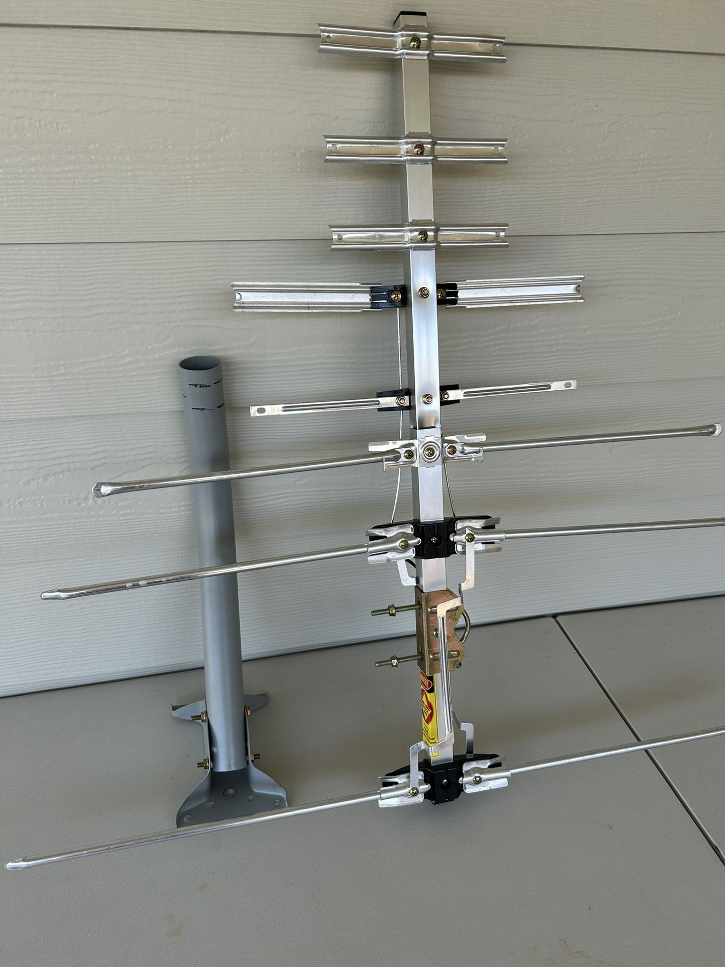 TV Antenna 