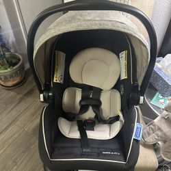 Graco Infant Car Seat W Base 
