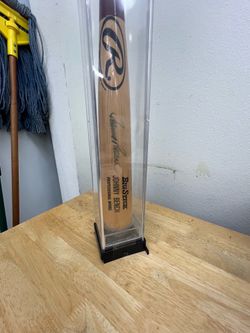 Johnny Bench Autographed Bat
