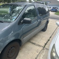 2000 Toyota Sienna