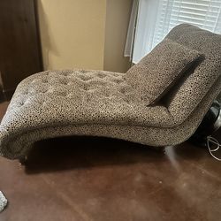 Used chaise lounge chairs for sale discount