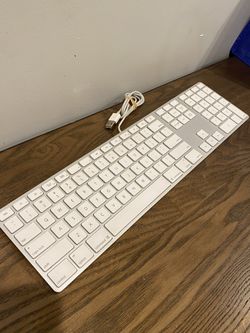 Apple Keyboard 