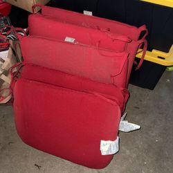 6 Chair Pads Red