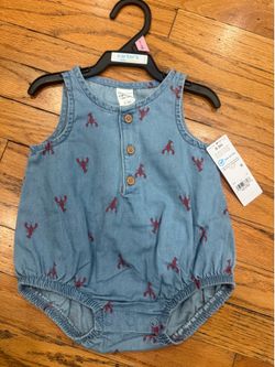 New - Carter’s baby girl romper size 0-3