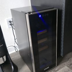 Cuisinart Private Reserve 12 bottle Wine Cellar CWC-1200TS