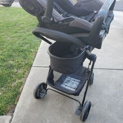 evenflo Stroller Bassinet And Car Seat With Base