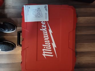Milwaukee Case.