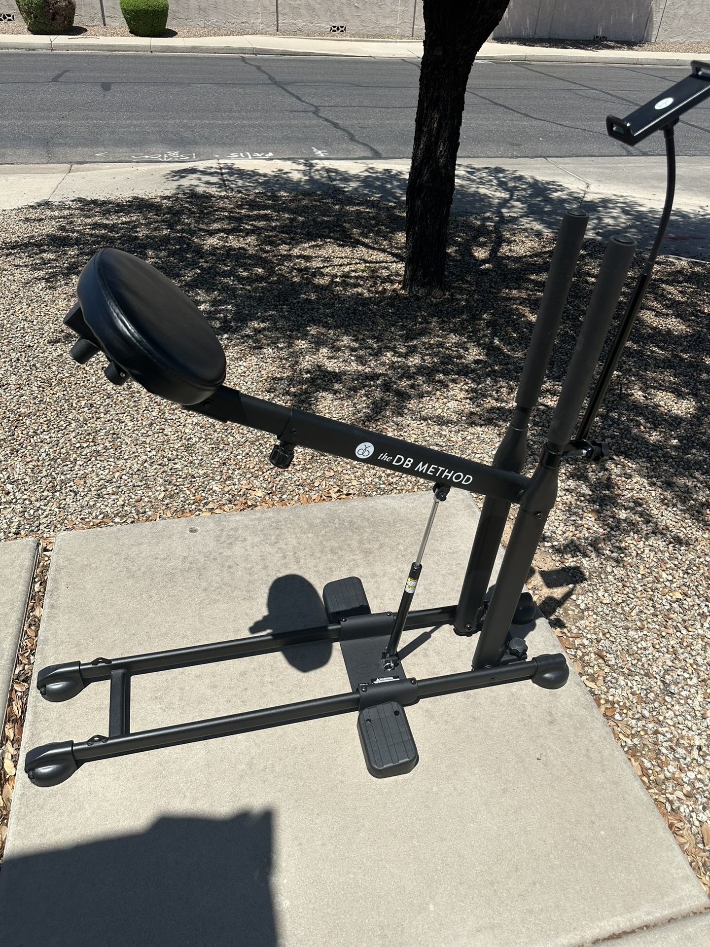 SQUAT MACHINE, THE DB METHOD
