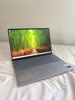 Dell Inspiron 16 Plus 7640 16" Core Ultra 7 155H 16GB 954GB SSD Win11 (WITH BOX)