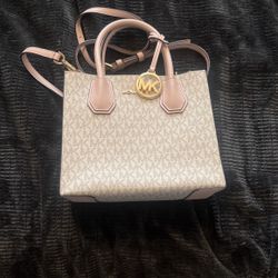 White And Pink Michael Kors 