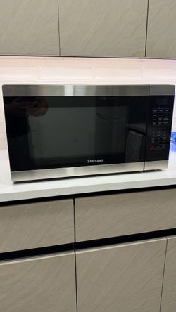 Samsung Stainless Steel Microwave 1.9 cu. ft.
