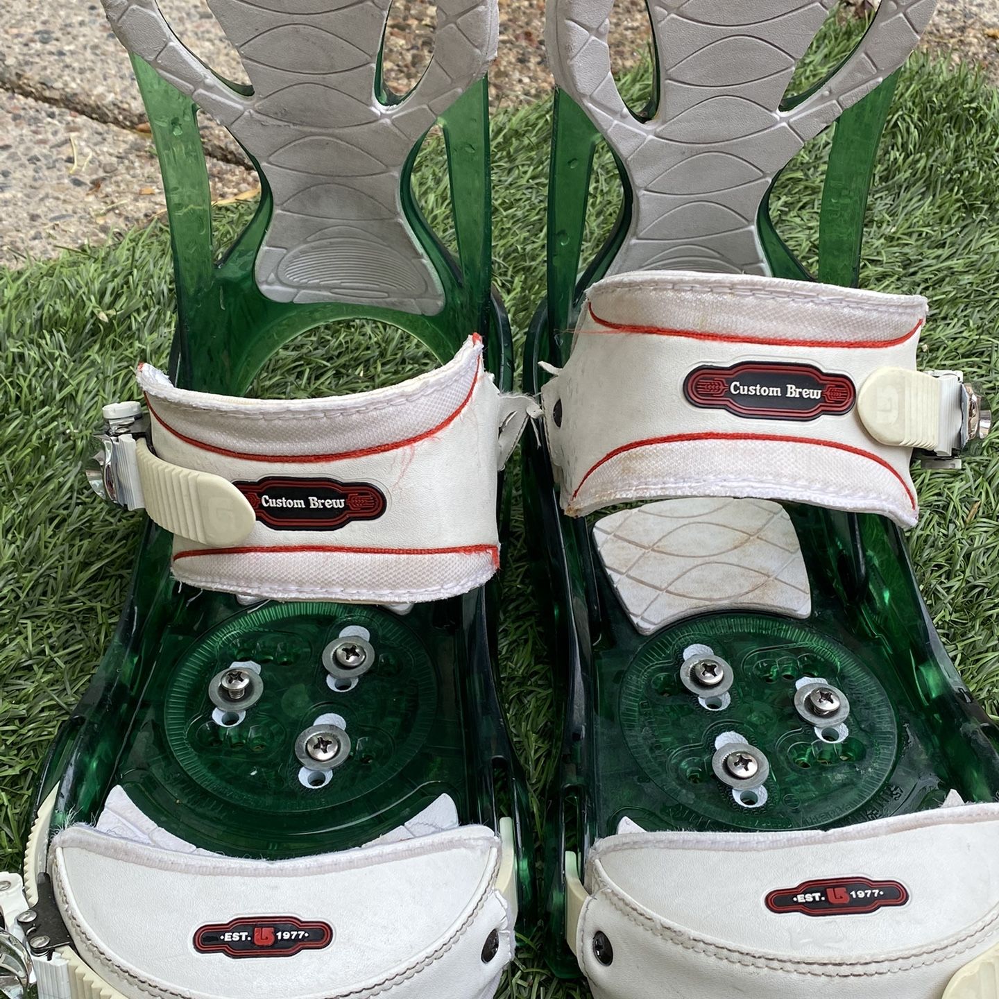 BURTON SNOWBOARD BINDINGS CUSTOM BREW BINDINGS HEINEKEN EDITION