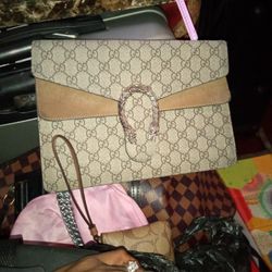 Gucci GG Supreme Monogram Small Dionysus Shoulder Bag