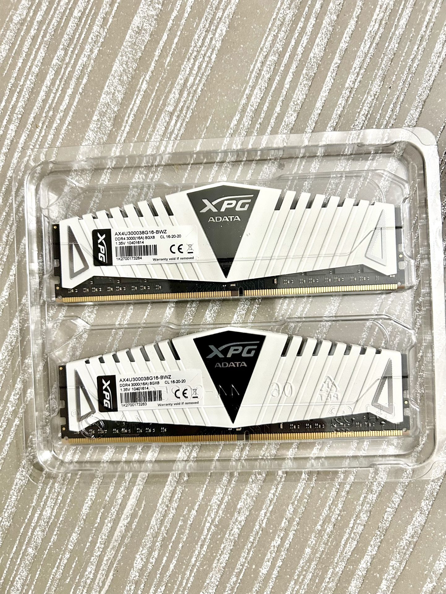 🌟NEW🌟 ADATA XPG 16GB (2x8GB) DDR4-3000 desktop memory (model AX4U300038G16-BWZ