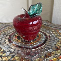 Beautiful Red Glass Apple Paperweight