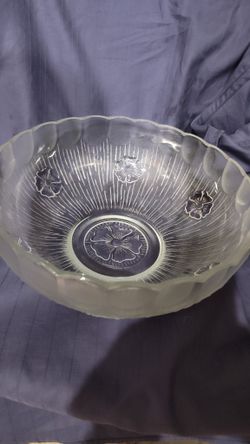 Glass Salad Bowl