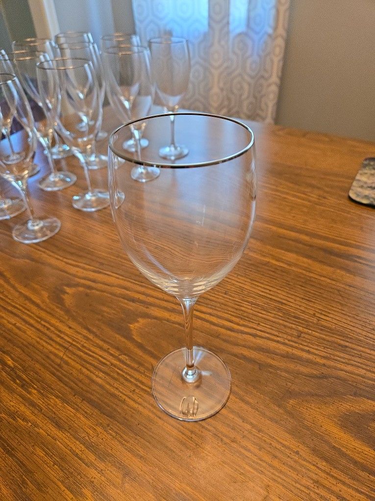 24pc Lenox Signature Silver Rim Glasses