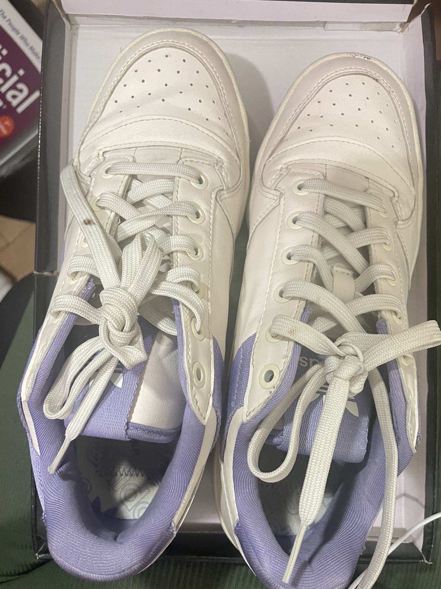Adidas Sneakers (original)
