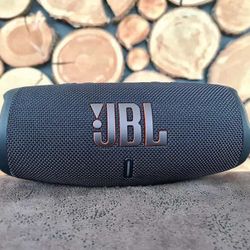 JBL Charge 5 (Read Description)