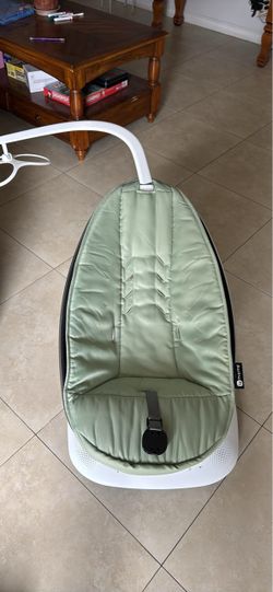 4moms MamaRoo Baby Swing like new