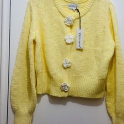 Floral women’s Cardigan yellow with white flowers size L New