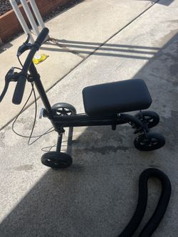 Knee Walker
