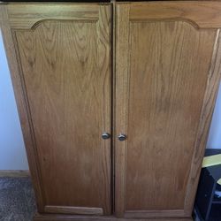 Media Cabinet CD's, DVD's, Or VHS