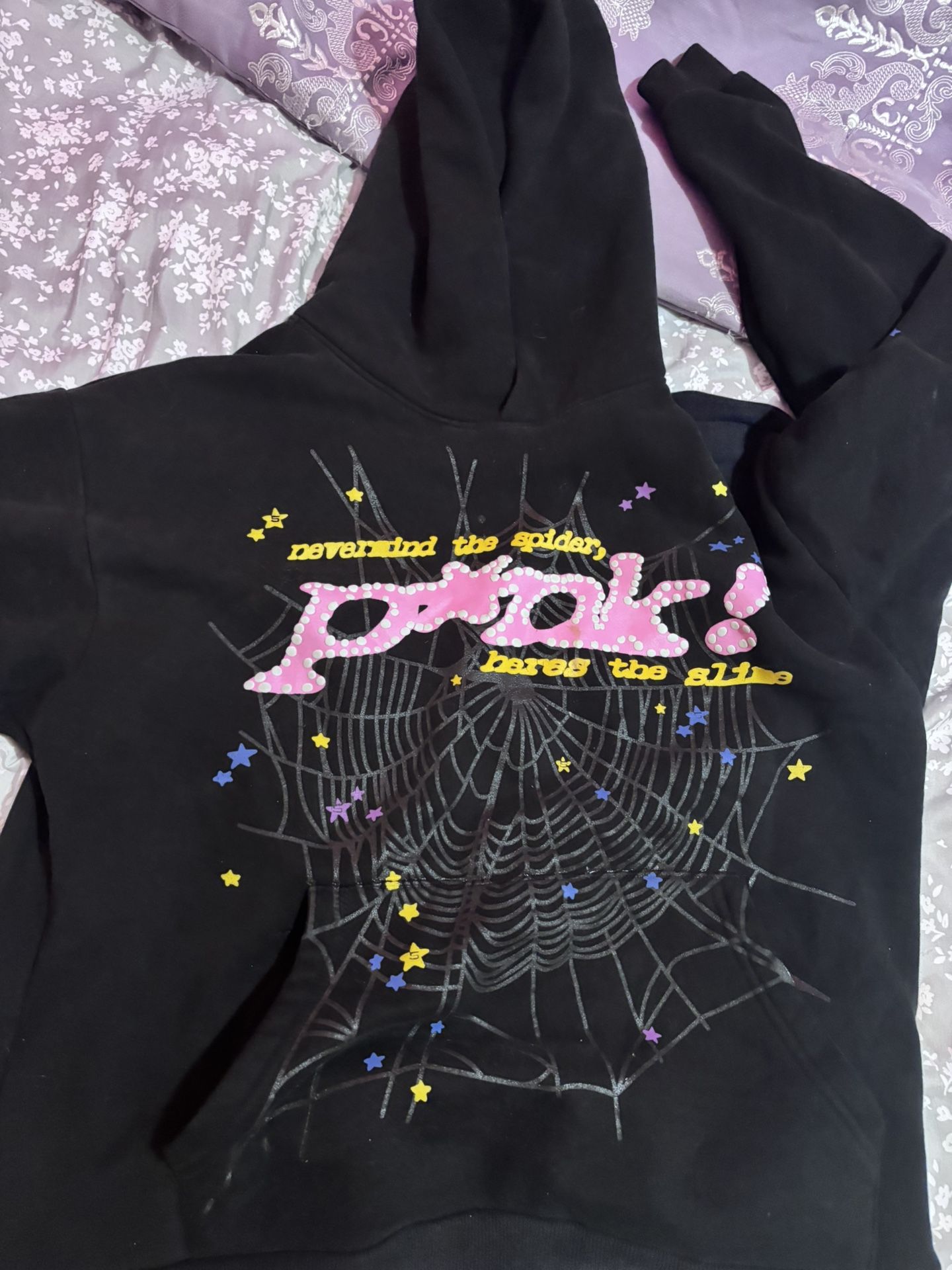 P*nk Sp5der hoodie.