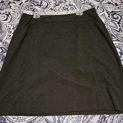Kim Rogers Signature Petite Women's Black Skirt - Size 16P