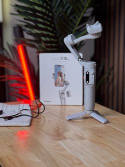 Hohem iSteady X3 SE 3-Axis Smartphone Gimbal Stabilizer – Used Once -  Open Box