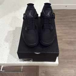 Jordan 4 Retro "Black Cat" Men's Shoe Size 9.5