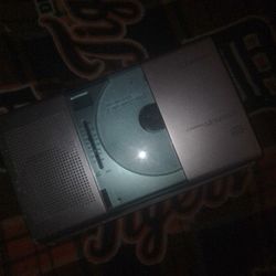 Emerson Pd5098 CD Player