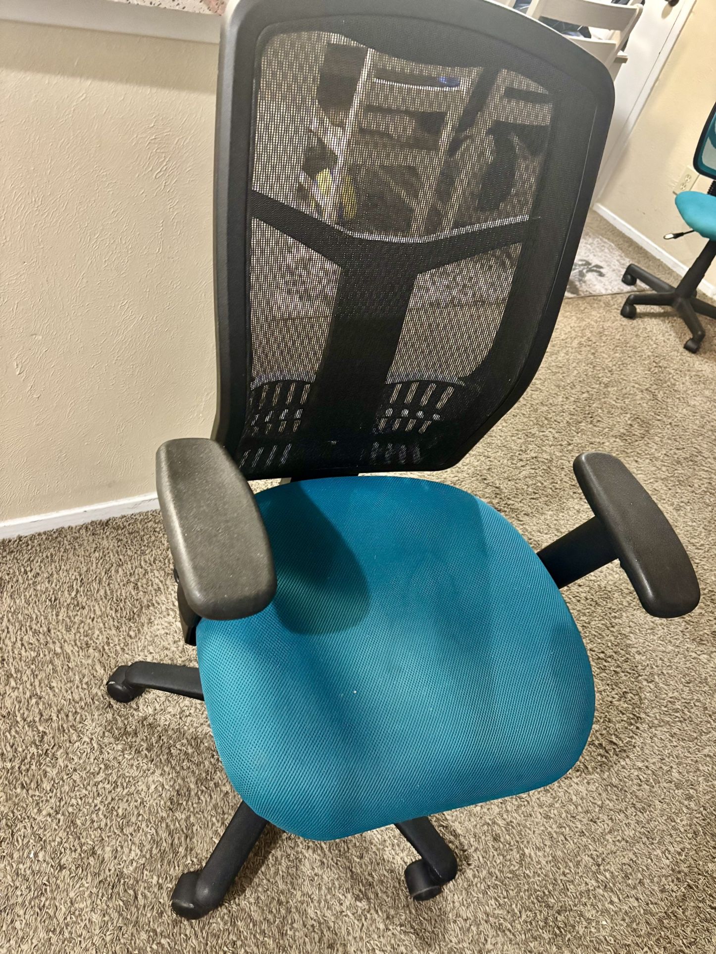 Office Chair Like New