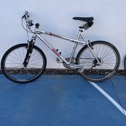 1(contact info removed) Iron Horse Mountain Bike