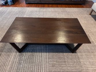 Wlli Sonoma coffee table